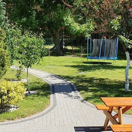 Pod Orzechem Semesterbostad Dziwnów